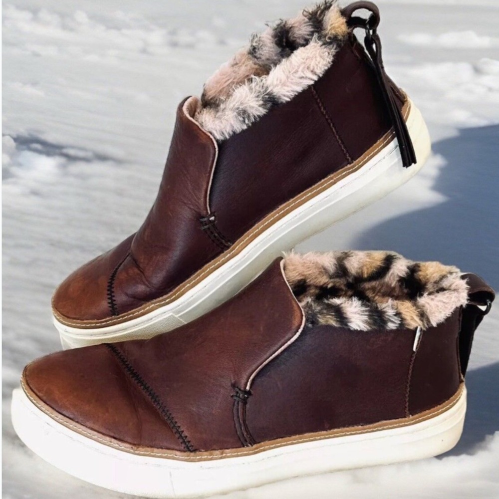 Toms Brown Leather Slip-On Sneakers with Faux Fur Trim
